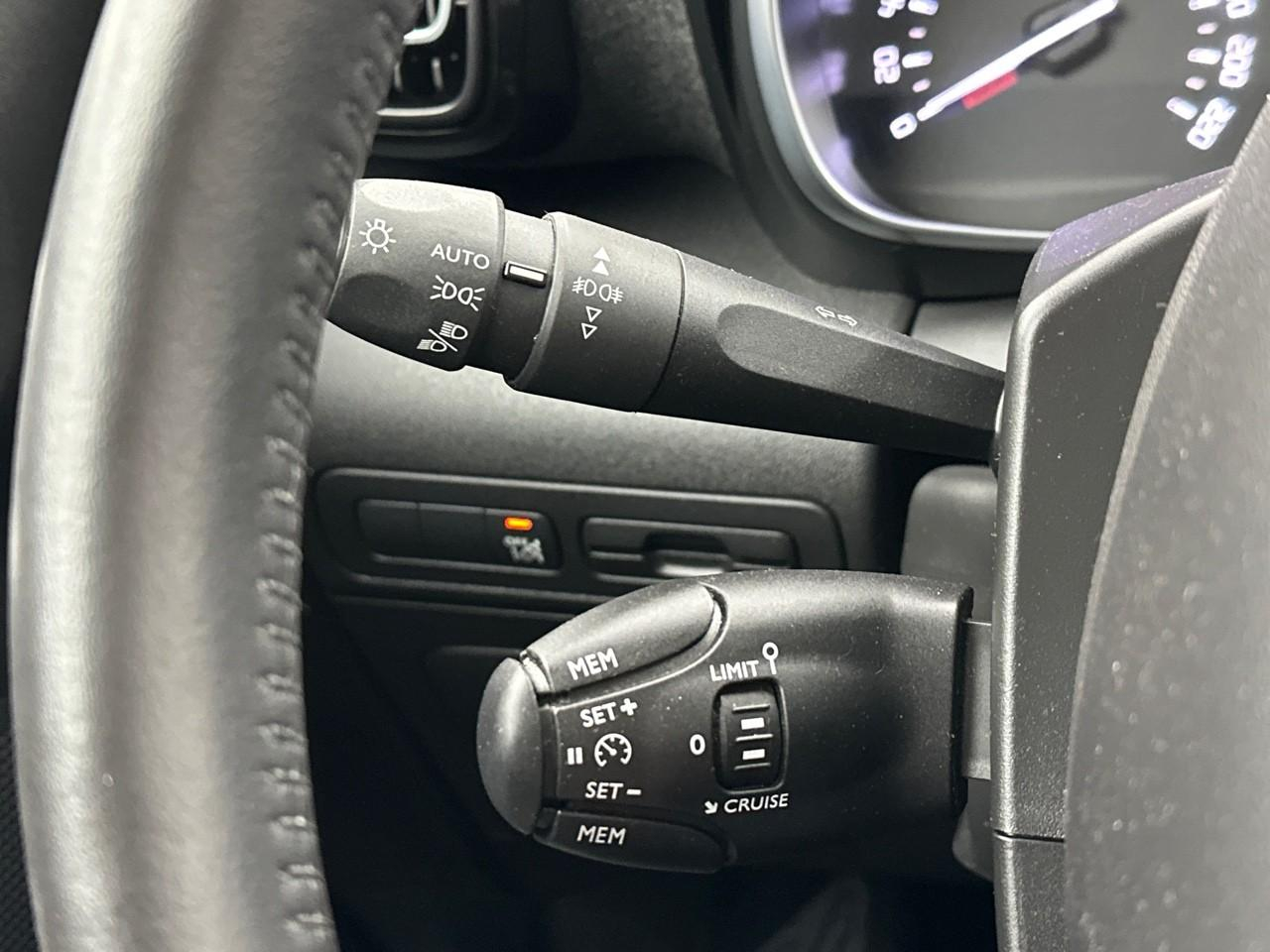 Citroën C3 Aircross puretech 130 s&s eat6 shine pack — photo 17