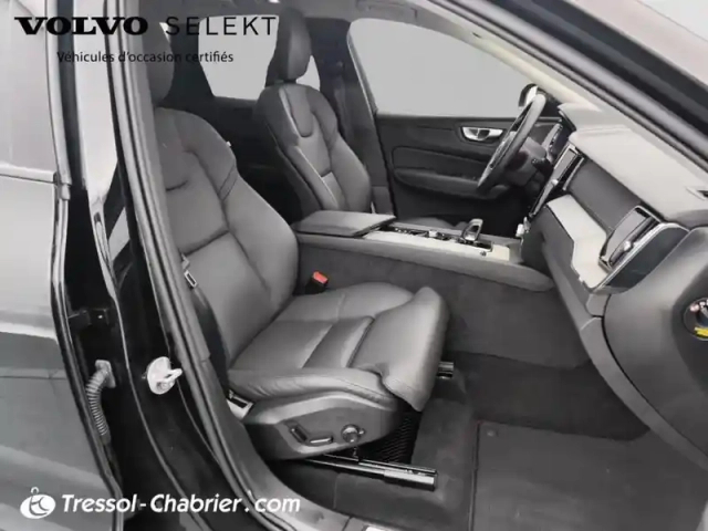 Volvo Xc60 t6 awd hybride rechargeable 253 ch+145 ch geartronic 8 ultra style dark — photo 9