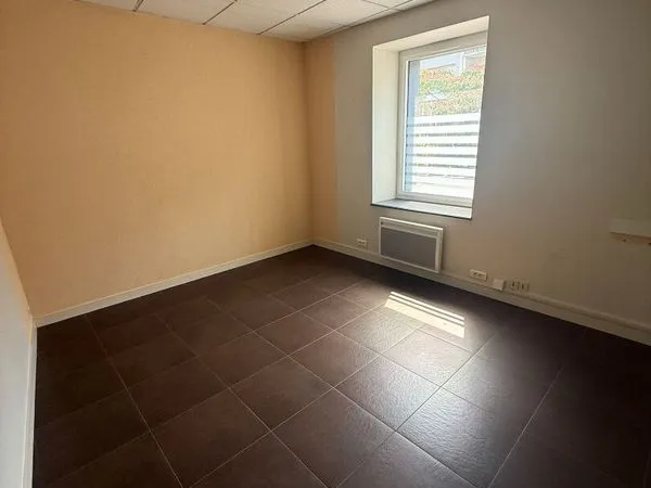 Bureaux 300 m² BROONS