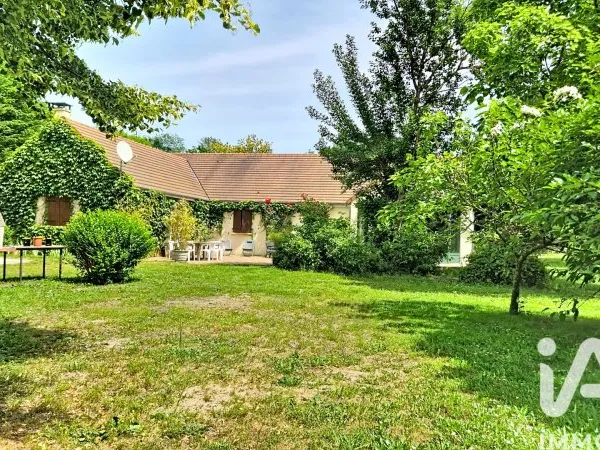 Maison 8 pièces 195 m²