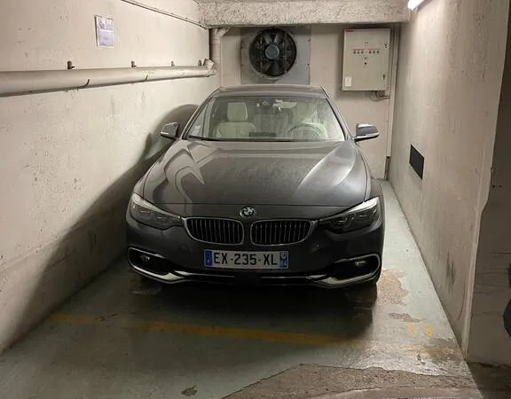 Garage/Parking