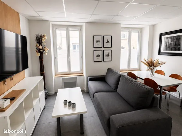 Appartement 2 pièces meublées