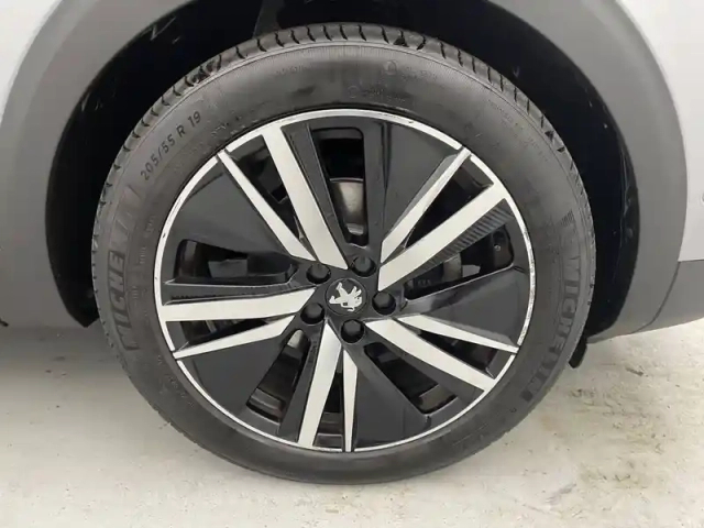 Peugeot 3008 puretech 130ch s&amp;s eat8 — photo 18