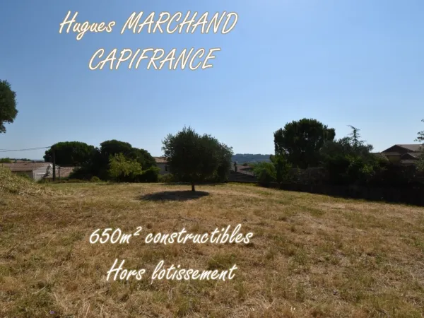 Terrain 650 m²