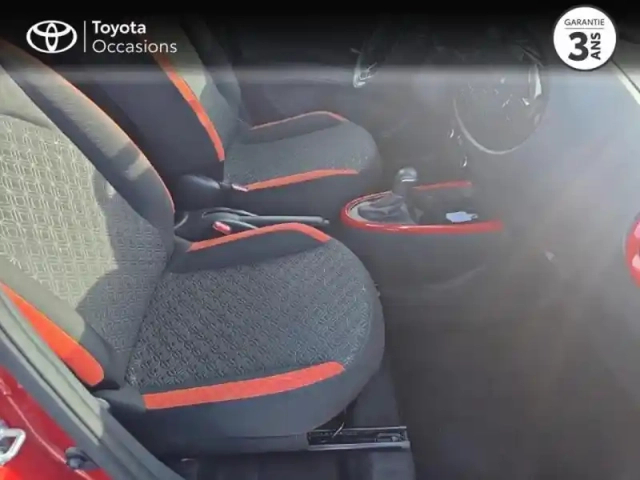Toyota Aygo X 1.0 vvt-i 72ch design s-cvt my24 — photo 12