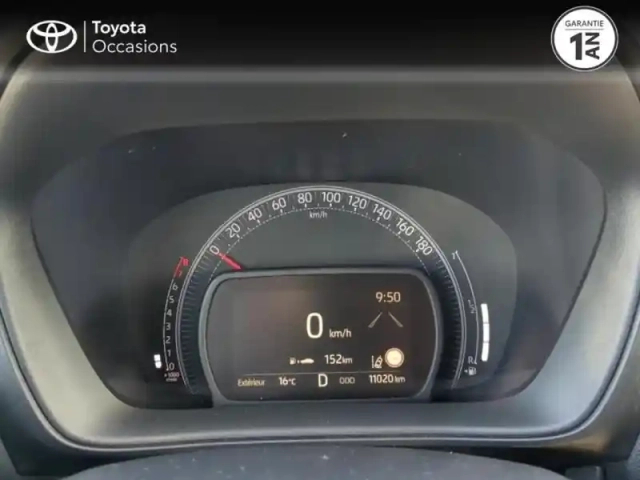 Toyota Aygo x 1.0 vvt-i 72ch design s-cvt my24 — photo 14