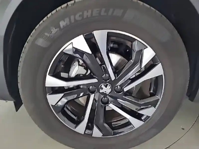 Peugeot 2008 puretech 130 s&amp;s eat8 — photo 80