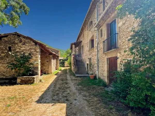 Vends mas provençal de 500m²