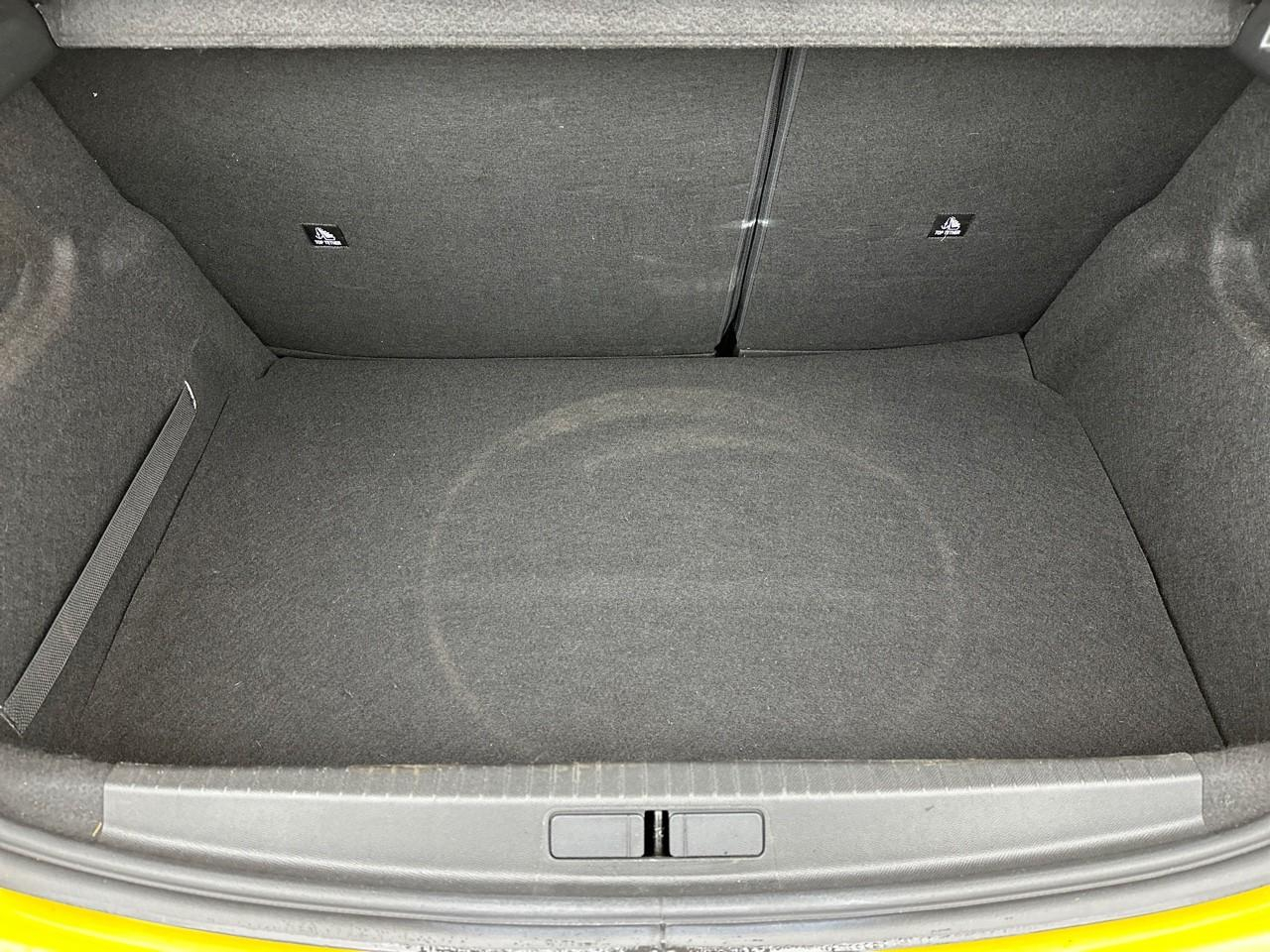 Peugeot 208 puretech 100 s&s eat8 style — photo 6
