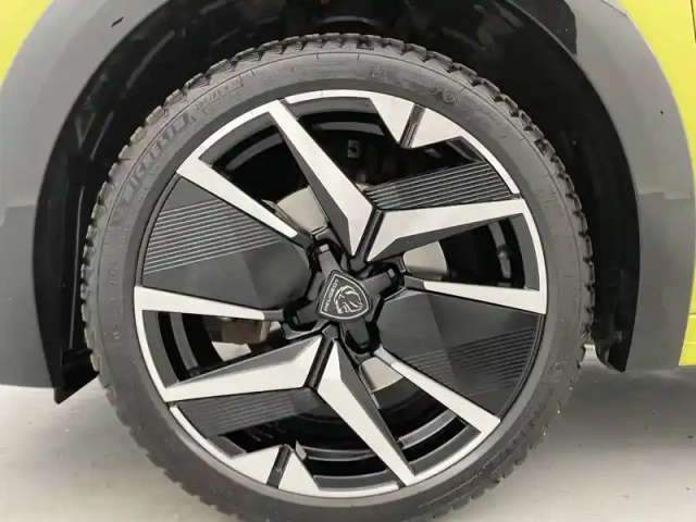 Peugeot 208 puretech 100 s&amp;s bvm6 — photo 51