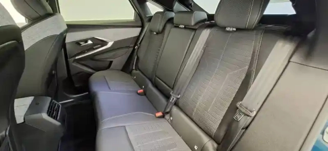 Peugeot 3008 plug-in hybrid 225 e-dcs7 — photo 3