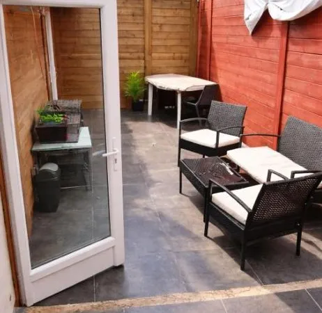 T2 lumineux de 28m² avec terrasse — Périgueux