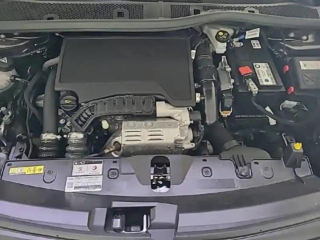 Peugeot 2008 puretech 130 s&amp;s eat8 — photo 93