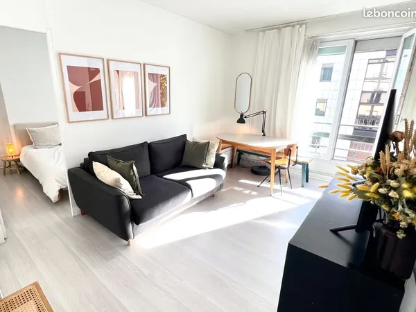 Appartement lumineux au pied du Métro 1