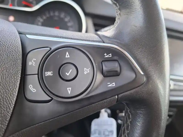 Opel Crossland 1.5 d 110 ch bvm6 — photo 4