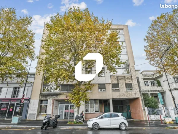 Bureaux 2 259 m²