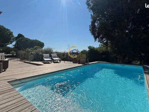 Maison 5 pièces 183 m²