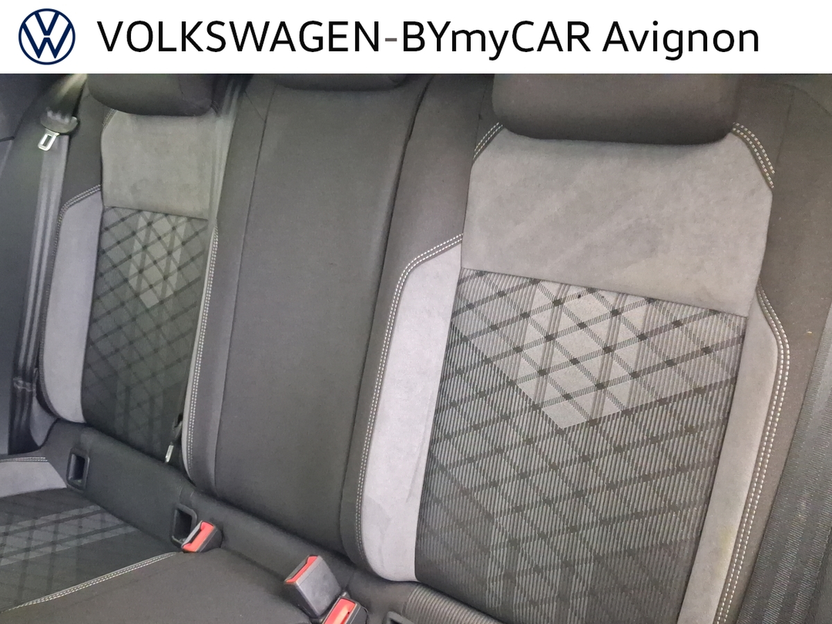 Volkswagen Taigo 1.5 TSI 150 DSG7 — photo 24