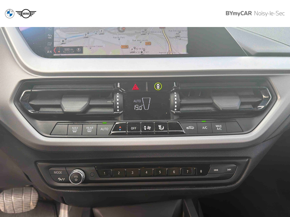 BMW 118i 140 ch DKG7 — photo 21