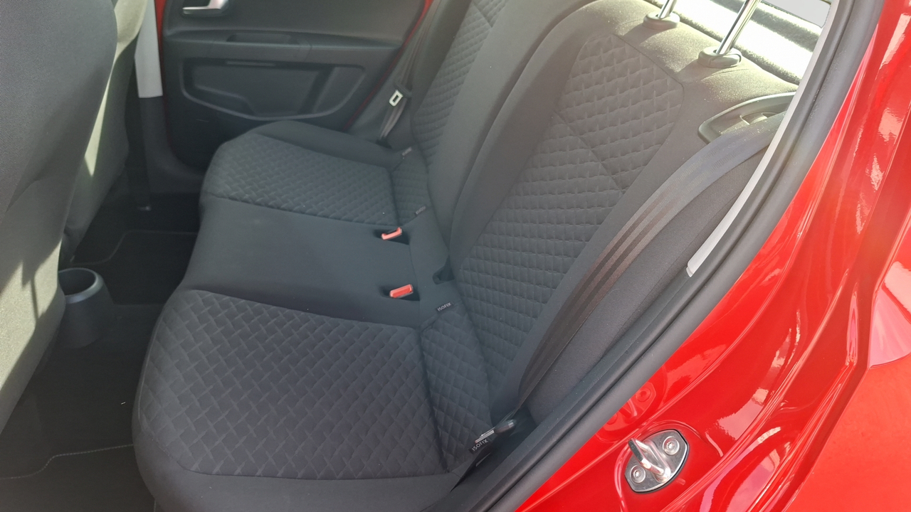 Volkswagen Up 1.0 60 — photo 18