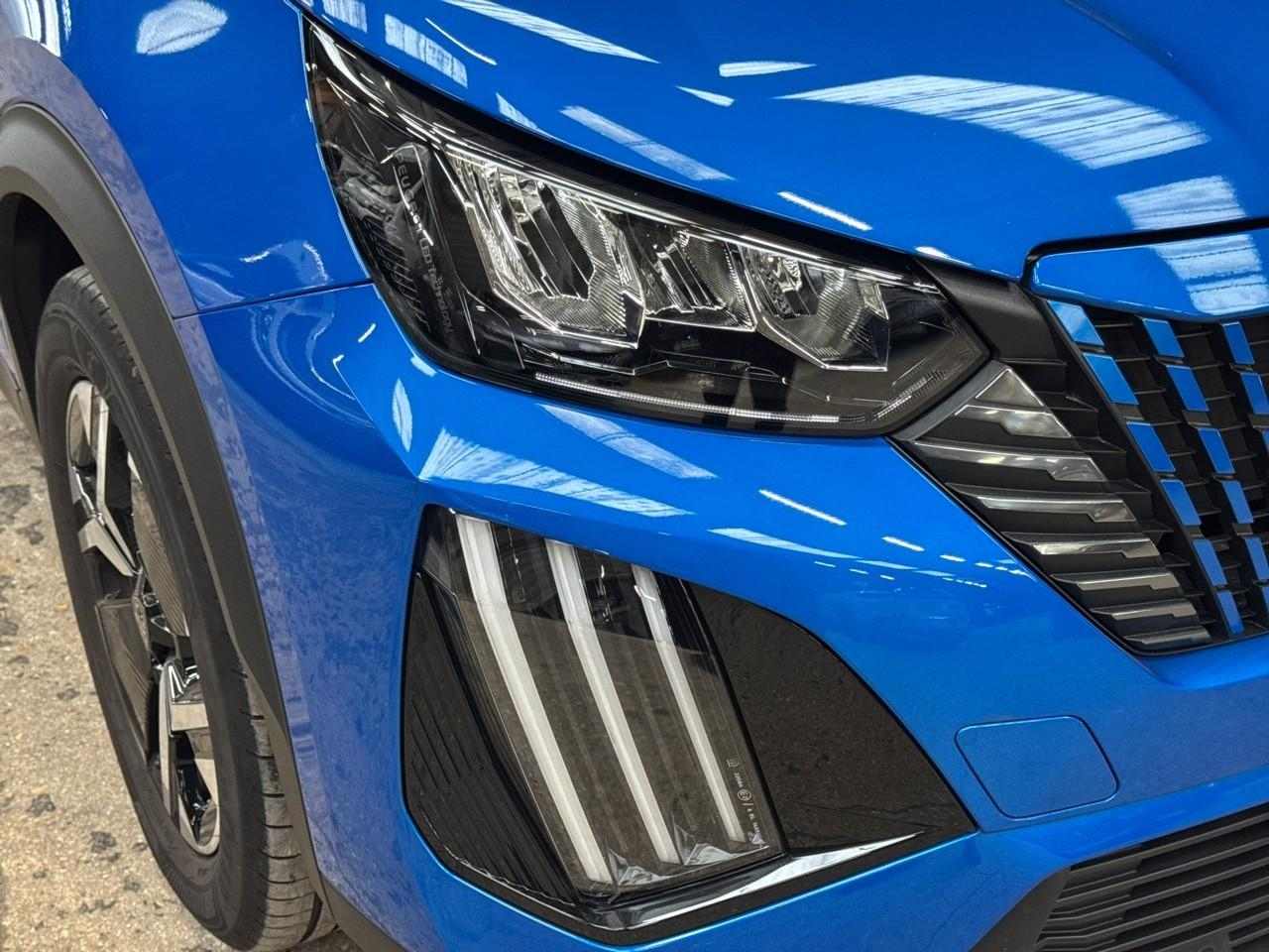 Peugeot 2008 1.2 puretech 130ch s&s allure eat8 — photo 24