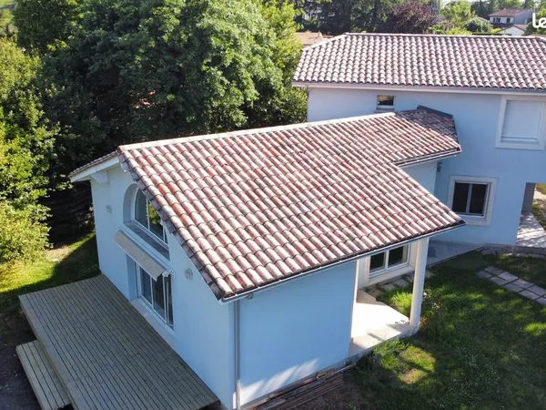 Maison familiale 145 m² - Terrain 1 200 m² - Floirac / Domaine de La Burthe
