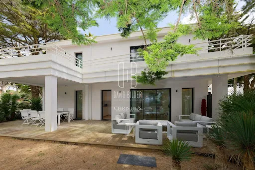 Villa 7 pièces 226 m²