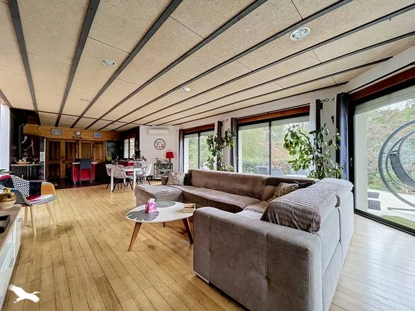 Maison 5 pièces 182 m²