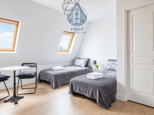 Vends studio - 20.42 m² - 1 pièce, 1 chambre - Neuilly-sur-Seine 92200