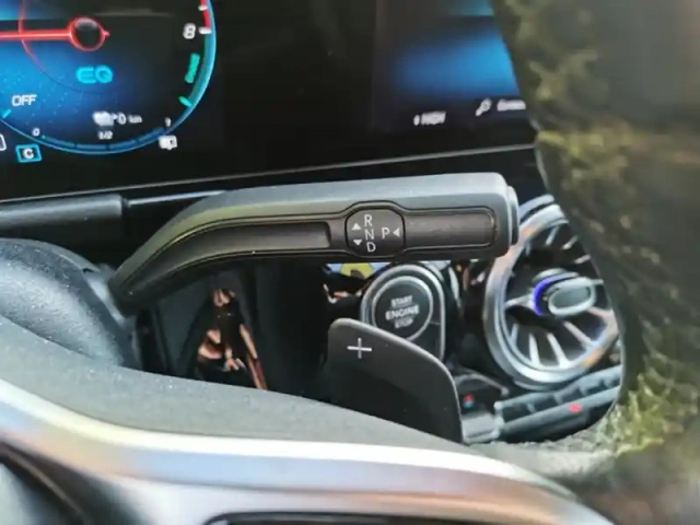 Mercedes Gla 250 e business line 8 g-dct — photo 3