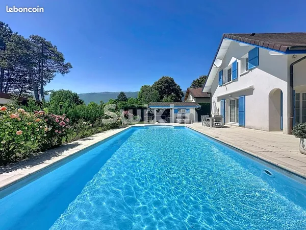 Maison 5 pièces 180 m²