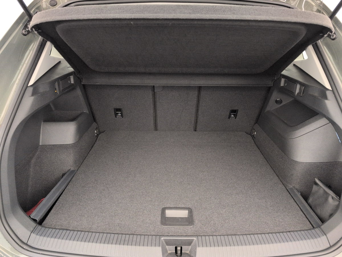 Volkswagen Tiguan — photo 11