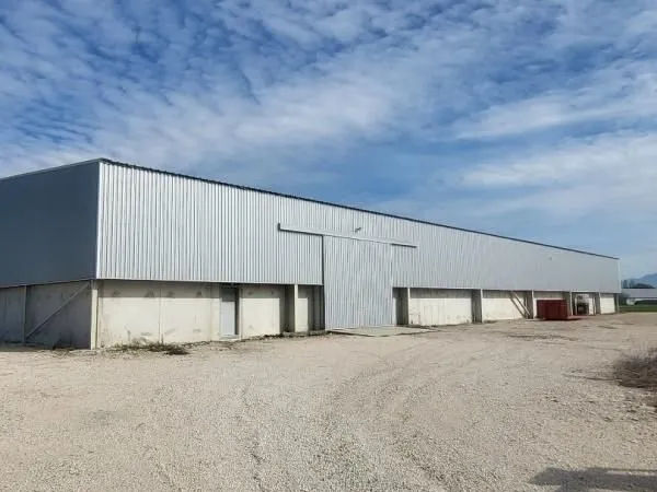 Grange 1 pièce 1 712 m²