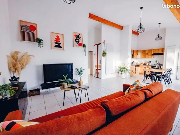 T3 meublé lumineux - Dernier étage - Balcon 10 m² - Garage - Centre de Thonon