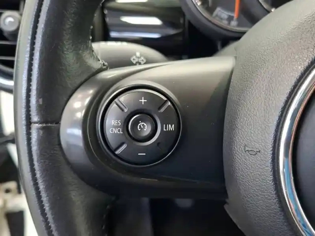 Mini Mini hatch 5 portes cooper 136 ch — photo 32