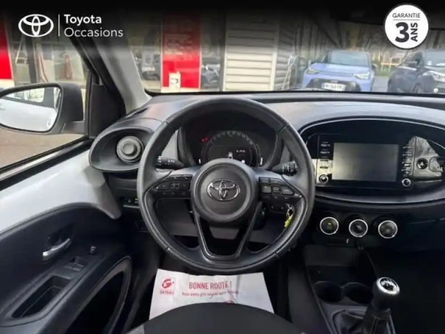 Toyota Aygo X 1.0 vvt-i 72ch dynamic — photo 11