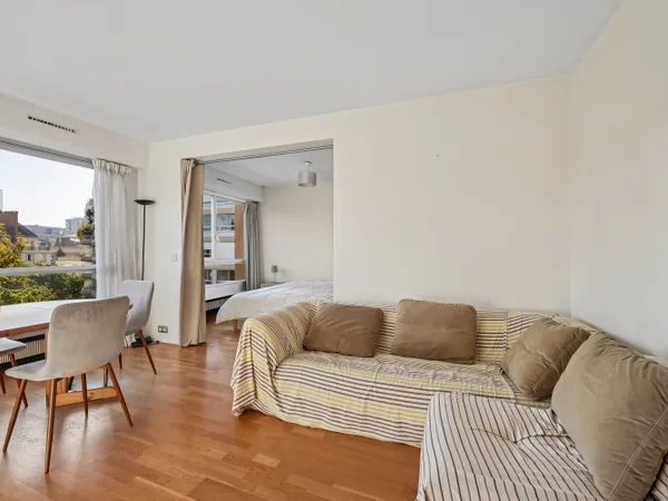 Vends deux pièces Paris 75015 rue Cépré