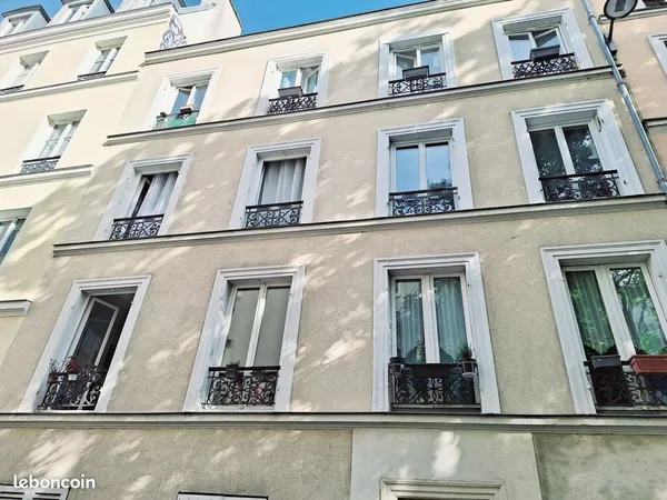 Studio 1 pièce 13 m²