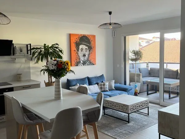 Appartement récent T3 en centre-ville