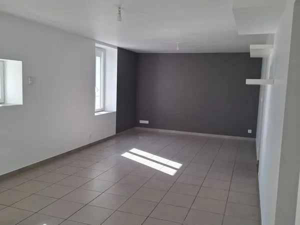 T2 60m² 1er étage Roiffieux proche Bernaudin