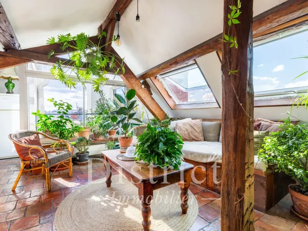 Montorgueil - Appartement de 2 pièces au 7ème étage avec un vue panoramique.