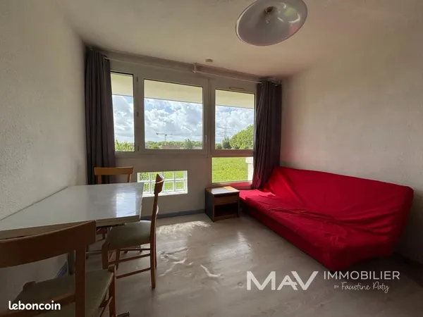 Studio 1 pièce 20 m²
