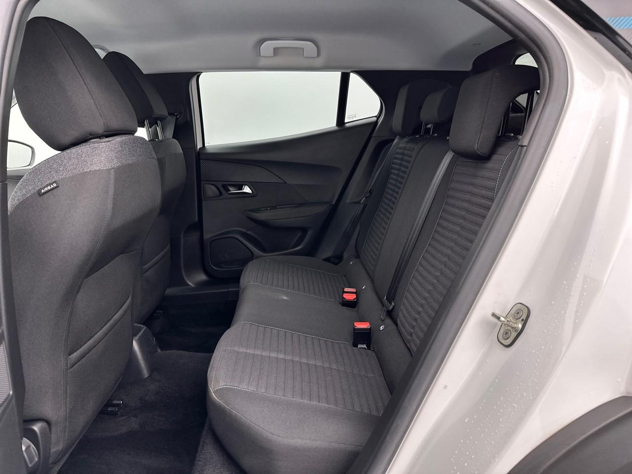 Peugeot 2008 puretech 100 s&s bvm6 style — photo 13