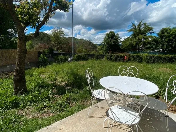 Appartement meublé avec jardin