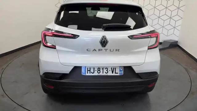 Renault Captur eco-g 100 ch — photo 2