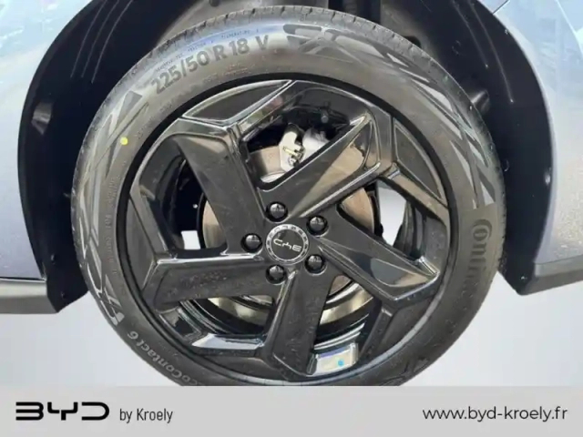 Byd Seal comfort lite 156 kw 212 ch — photo 9