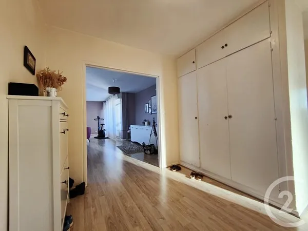 Appartement 5 pièces 126 m²