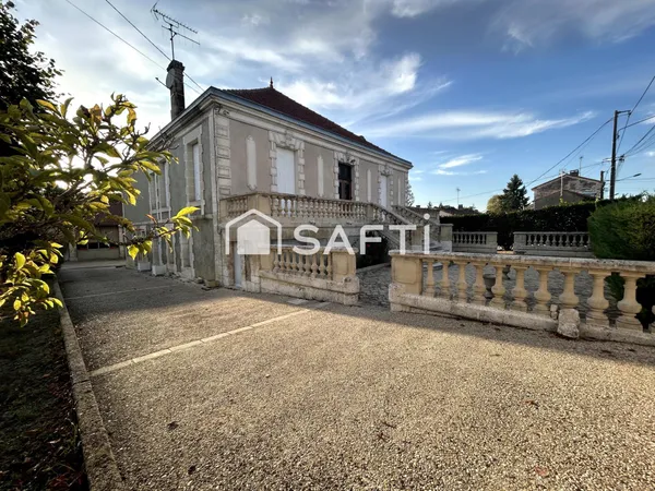 MAISON DE CARACTÈRE DE 1906 AVEC BEAUX VOLUMES 6 CHAMBRES ET GRAND GARAGE
