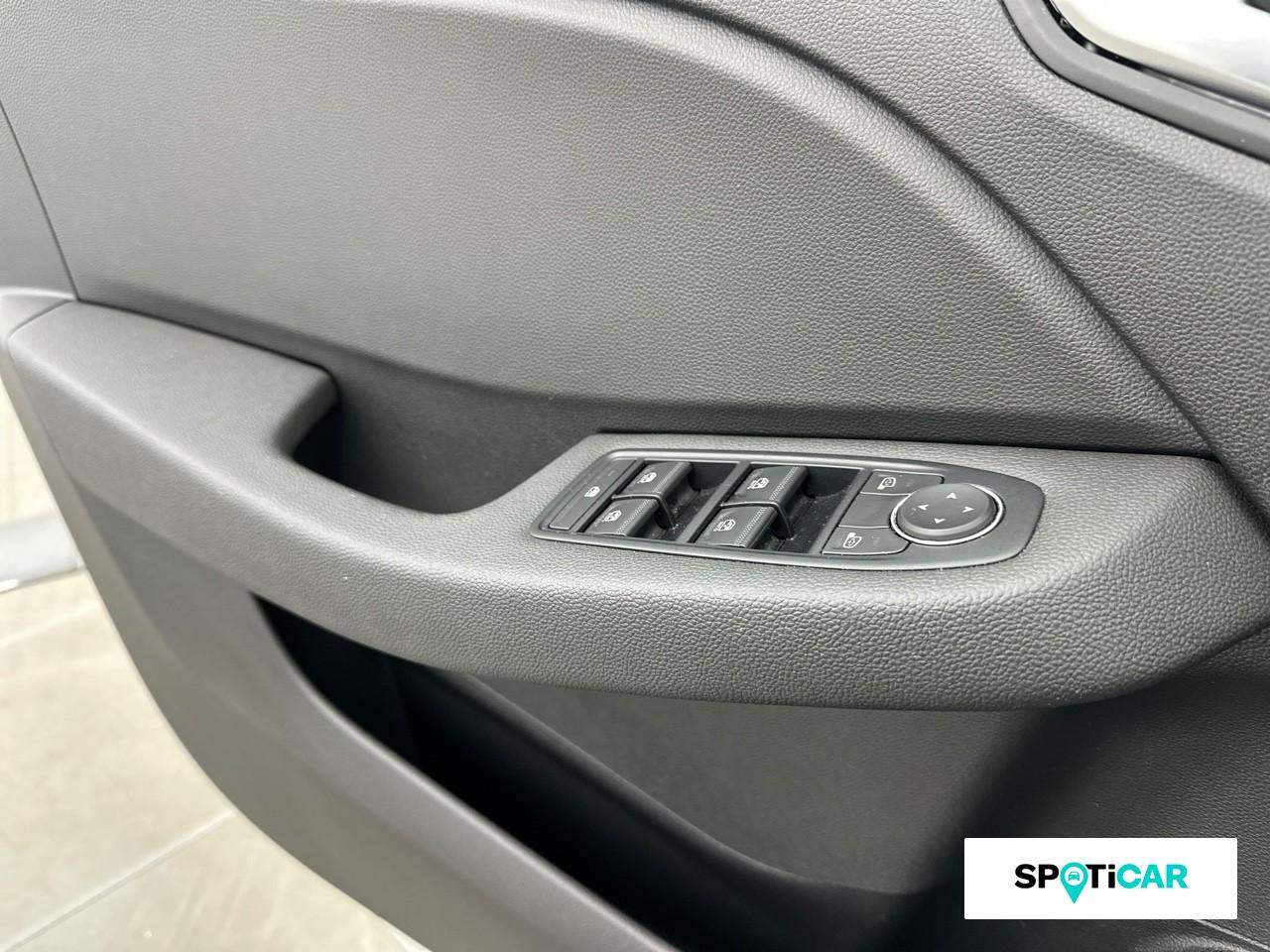 Renault Clio 1.0 tce 90 cvt evolution business — photo 16