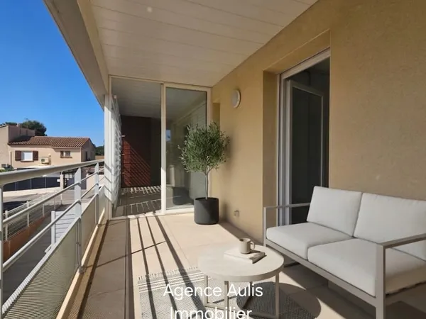 Sur le Bas de Saint Pierre la Mer Appartement 2 Chambres - G
